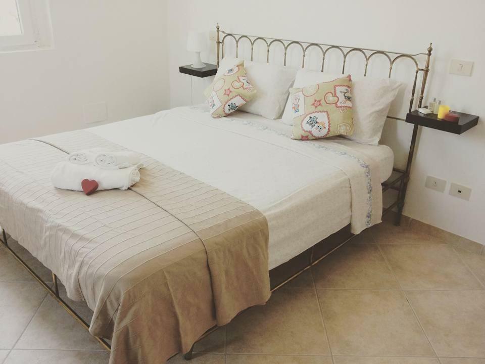 Gaietta Bed & Breakfast Frassineto Po ภายนอก รูปภาพ