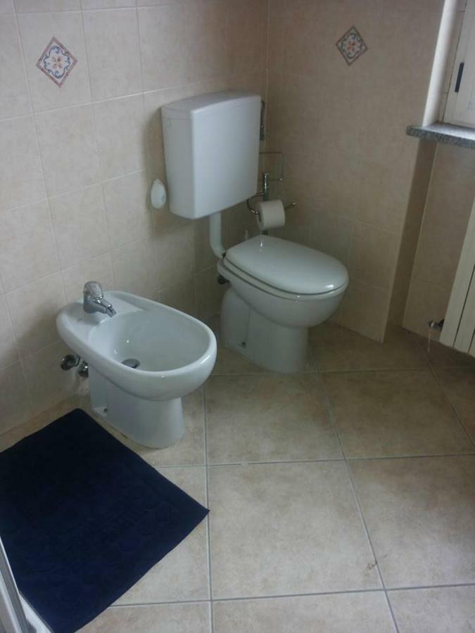 Gaietta Bed & Breakfast Frassineto Po ภายนอก รูปภาพ